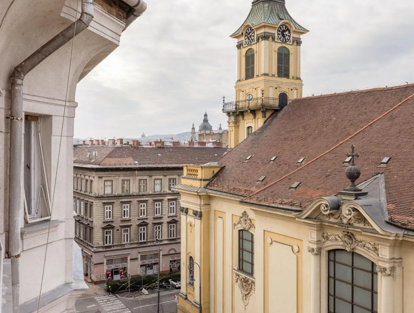 Amazing View Designer Home With Sauna And Jacuzzi 3 Min To Opera House Budapest