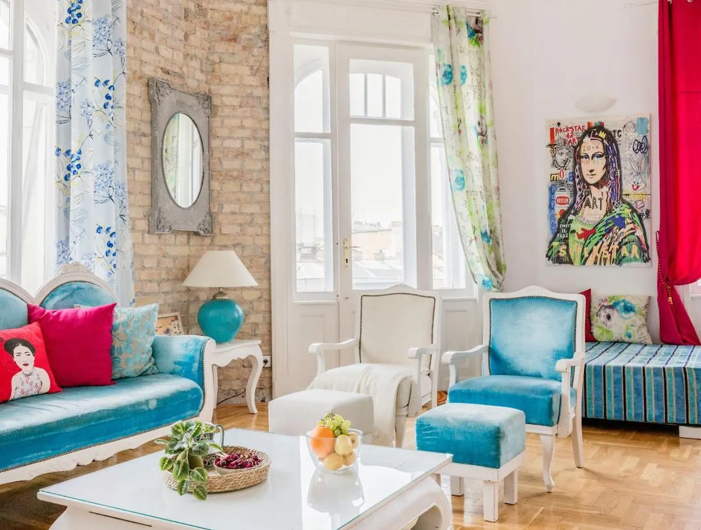 Amazing View Designer Home With Sauna And Jacuzzi 3 Min To Opera House Budapest Hungary