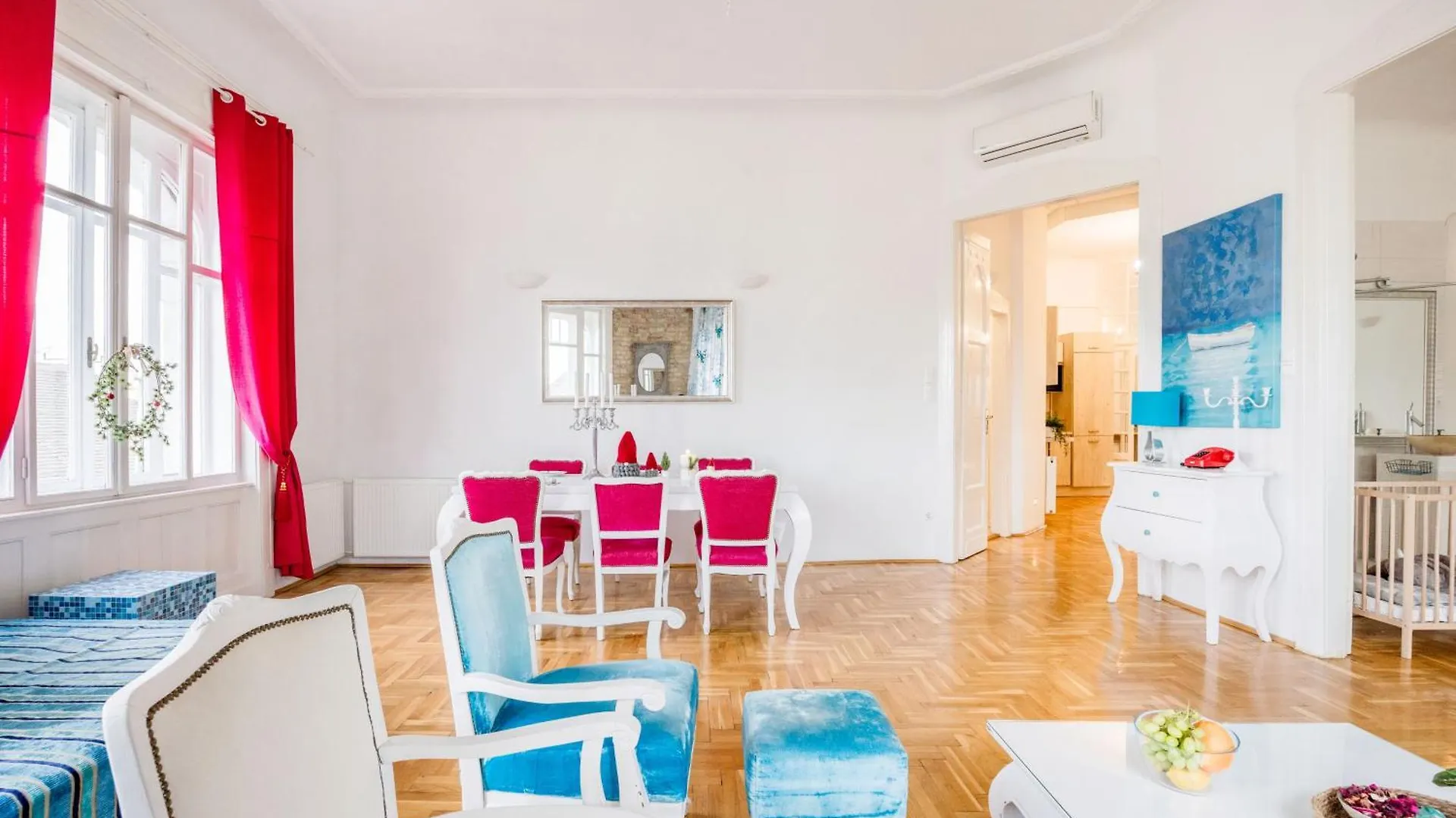 Amazing View Designer Home With Sauna And Jacuzzi 3 Min To Opera House Budapest
