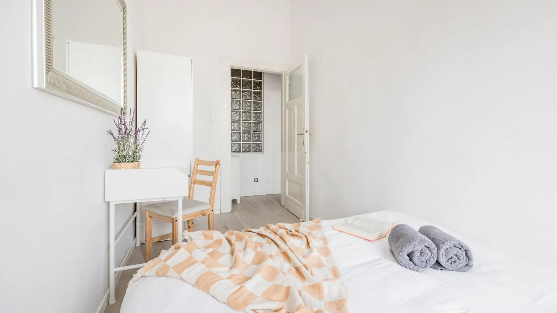 Amazing View Designer Home With Sauna And Jacuzzi 3 Min To Opera House Budapest 0*,